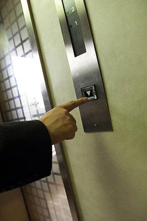 汚染の心配も少ない超音波ホモジナイザー