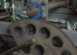 現場作業を効率化！安全性とコスト削減を実現する電動リフト導入のポイント