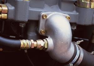 国内外最大サイズの大型・精密打ち抜き加工